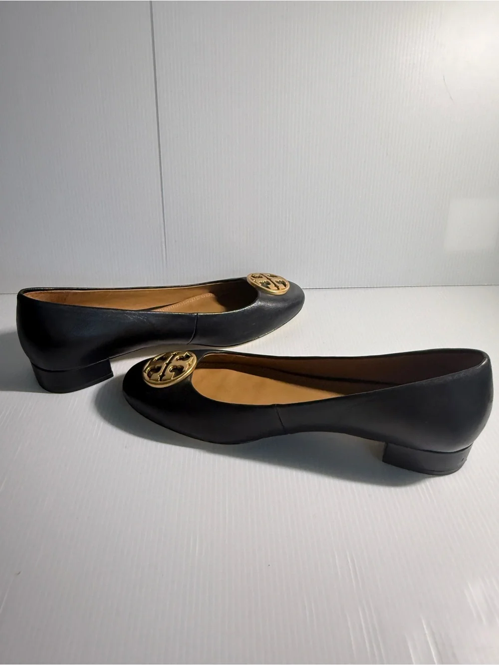 Tory Burch Chelsea Heels in Black Nappa Leather material